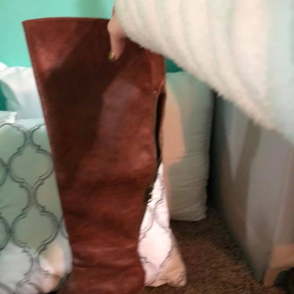Boot from buckle